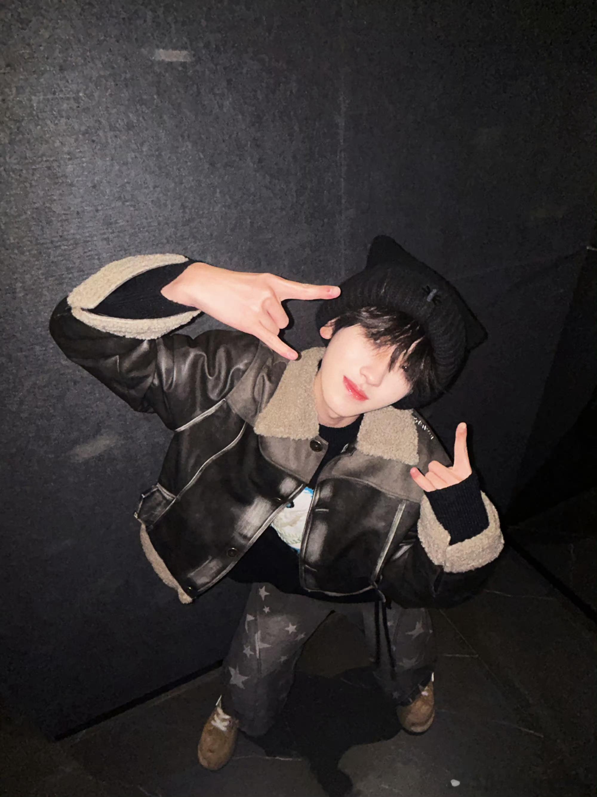 左奇函猫耳帽萌之 ​​​