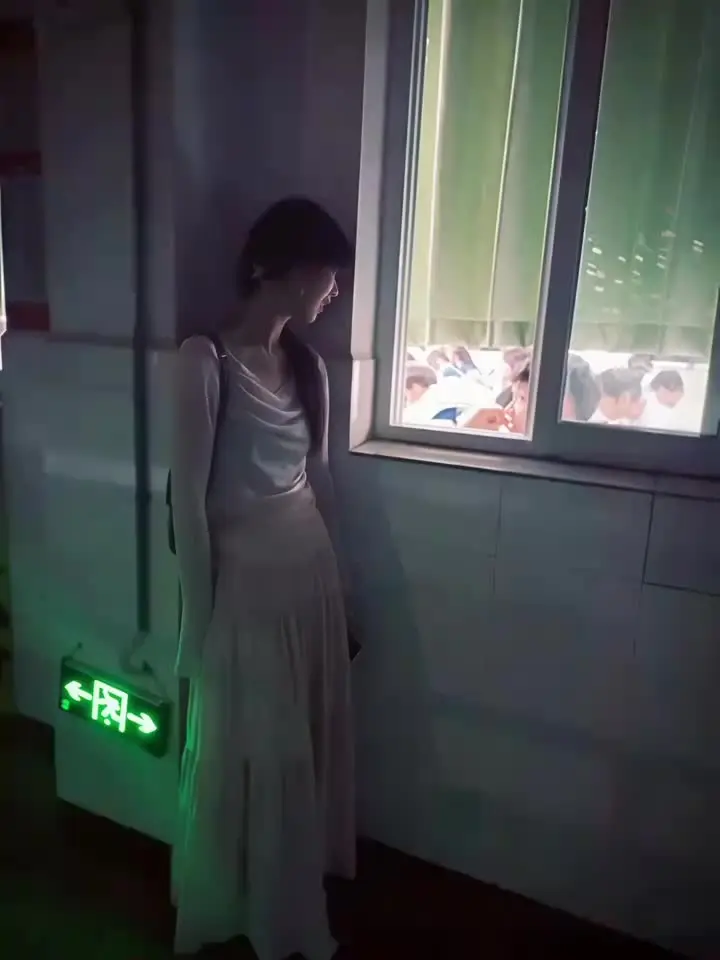 打开窗你会看到悲伤融化