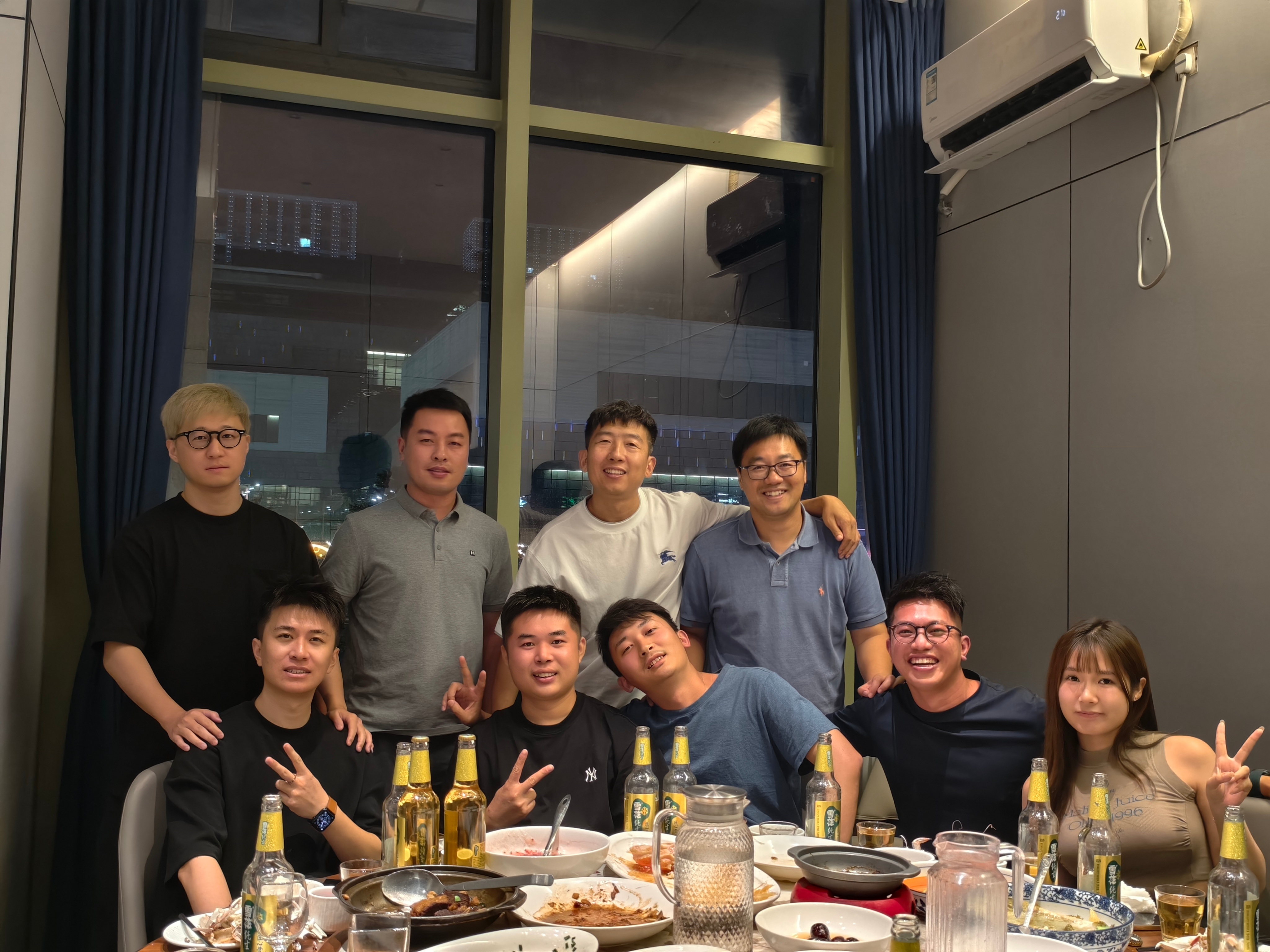 感谢涛总请大餐见了老朋友也认识了新朋友[坏笑]下回宁波聚我请客[来] ​​​