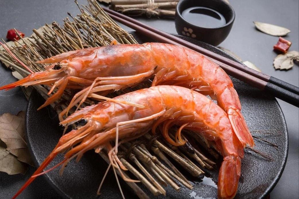 大虾保鲜妙招：10元斤囤货，塑料瓶封存，鲜甜一整年

保存大虾的方法非常实用且创