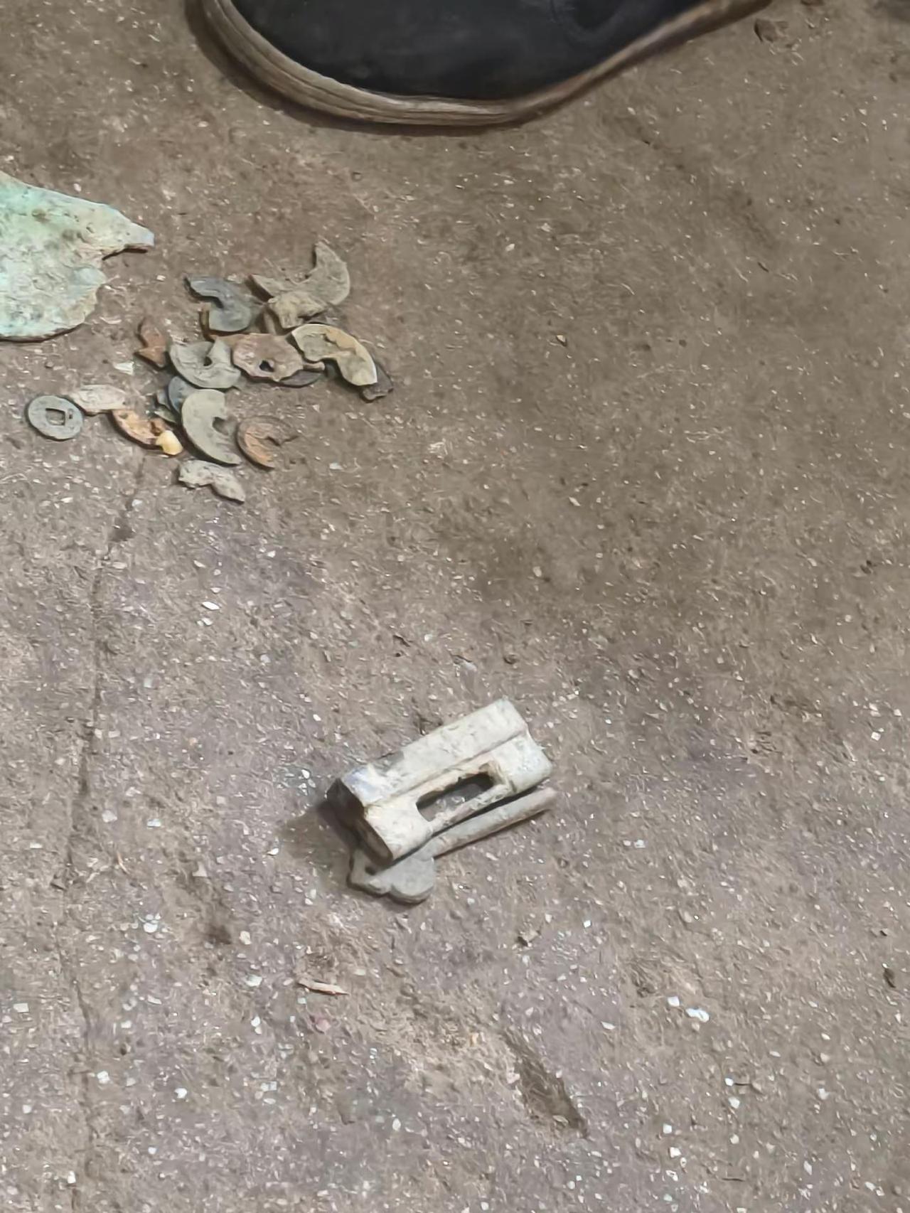 洗了又洗，洗了又洗，感觉一夜要暴富了呢，能值个千把万吗？