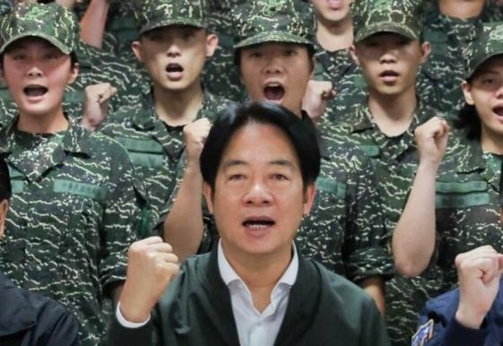 赖清德最近搞出大动作，宣布台湾要启动史上最大规模军事演习，还把“攻击对手指挥系统