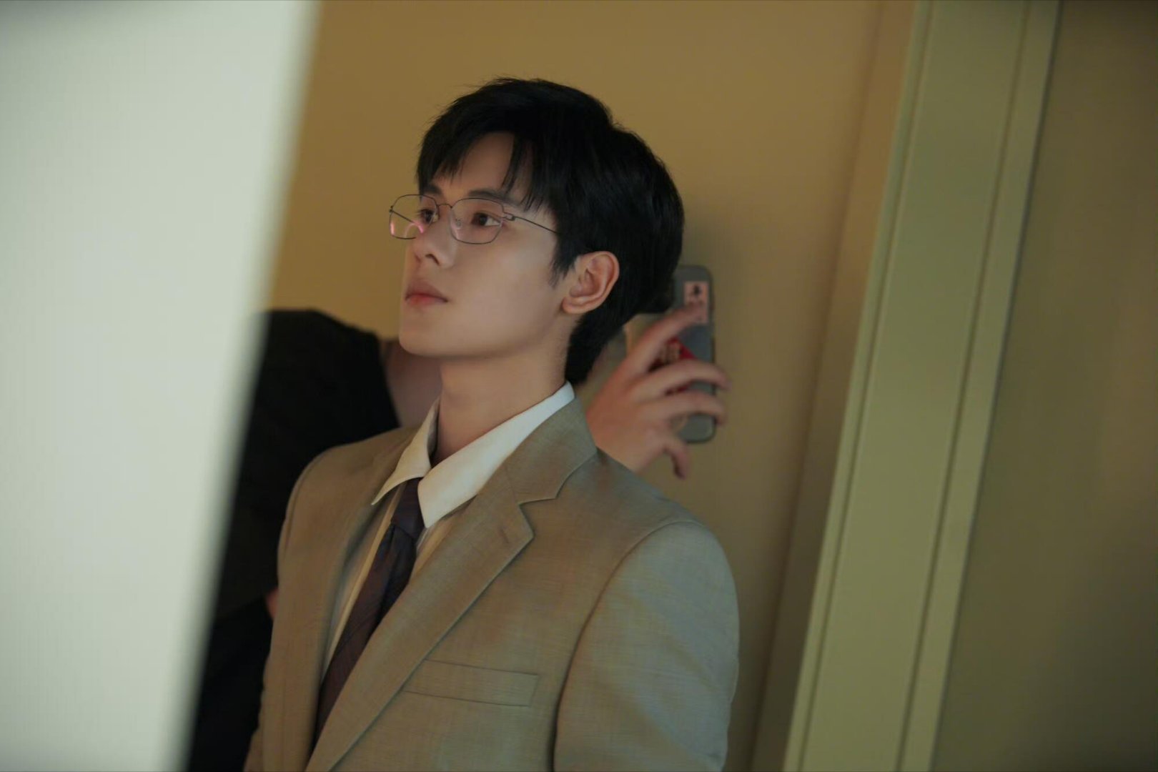 胡先煦 哪有老公啊老公在哪里！！！胡先煦请举手！！！ 