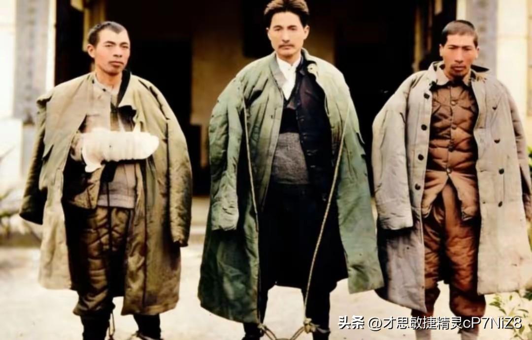 1935年被捕的三位英烈——刘畴西、方志敏、王如痴的旧照片。行刑前，他们没有屈膝