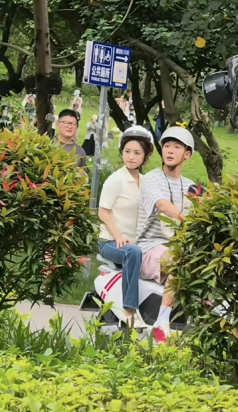 沈月和张晚意新戏剧透来了一看就知道两个人转型做实力派了吧 