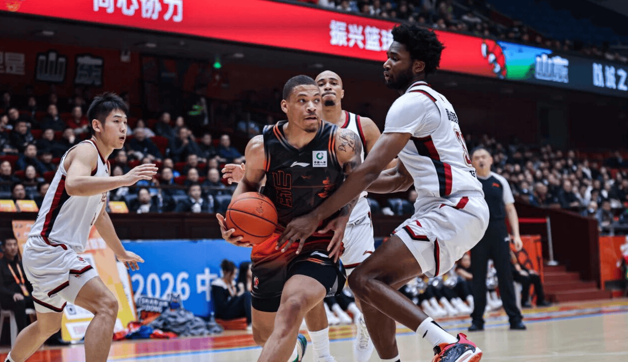 山东男篮发文：山东攻防效率欠佳憾负浙江，末节展现韧劲