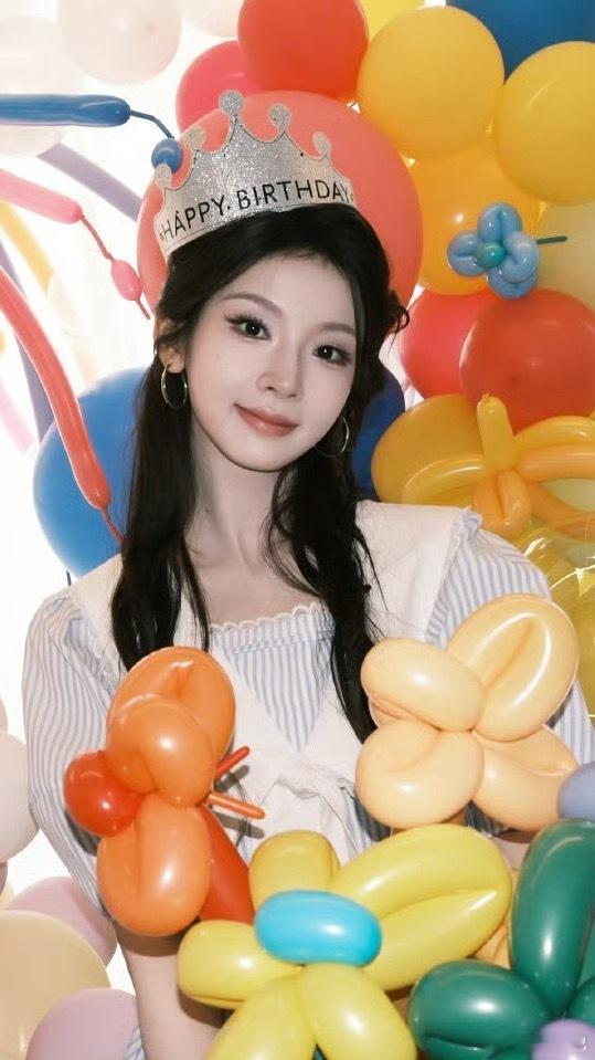 张淼怡的脸确实认不出来了 ​​​