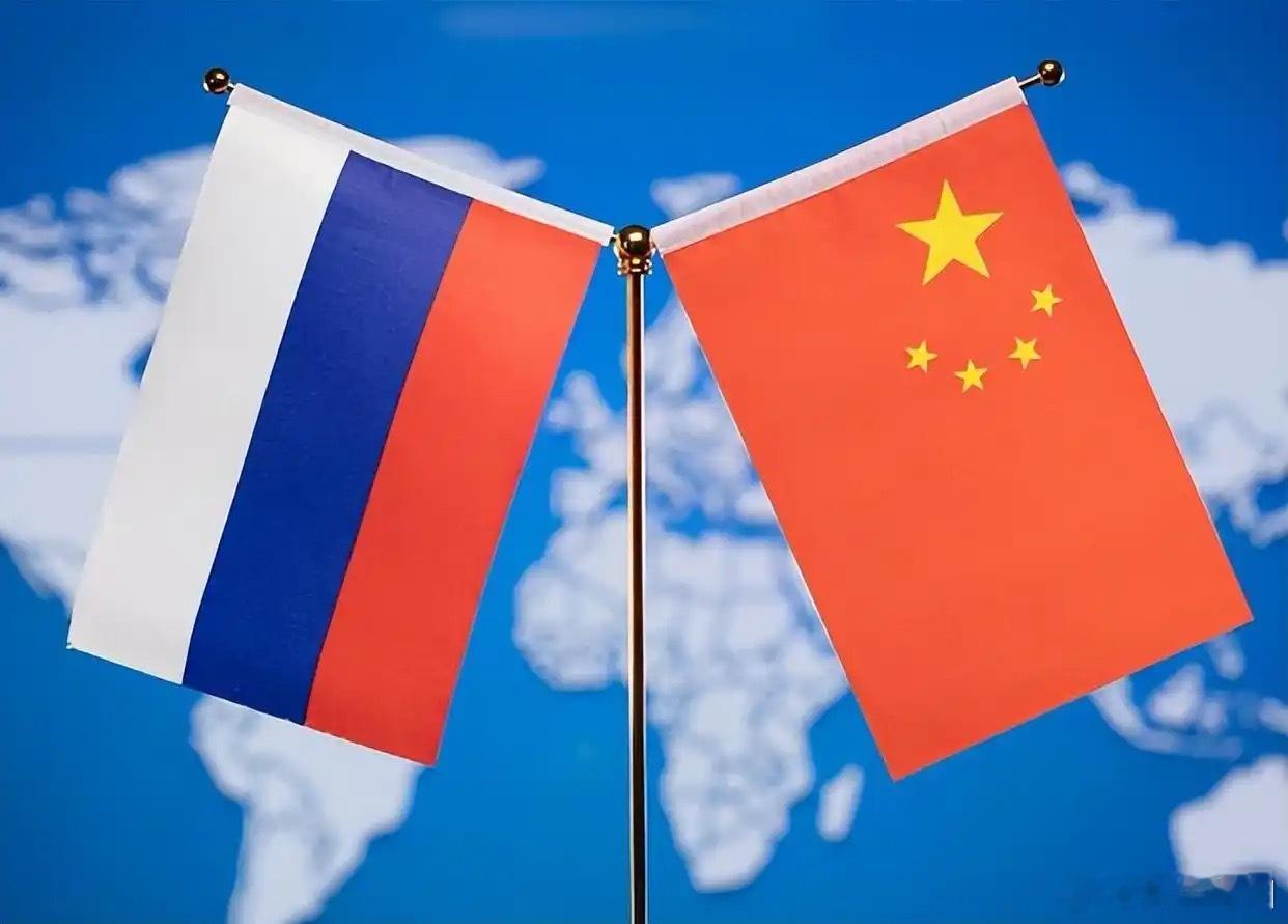 普京中俄关系稳、友好深，对两国发展有利，对世界和平与繁荣更有利。 