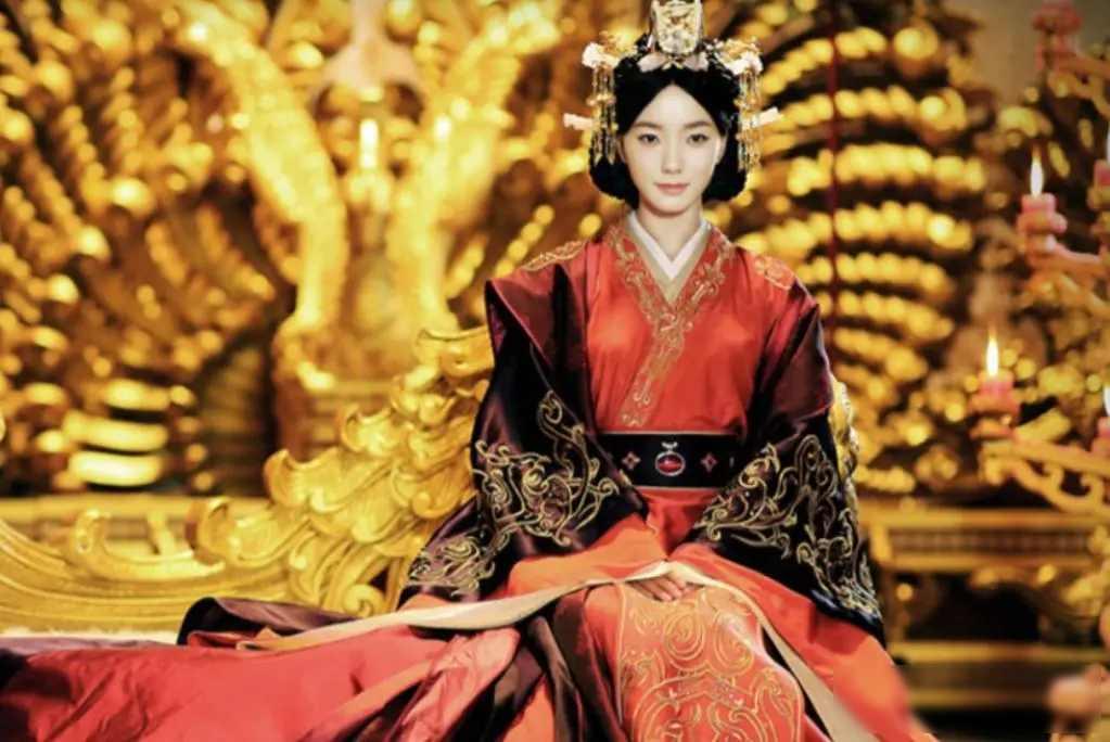 汉武帝临死才想通：卫子夫调兵不是反他，可他至死未为她平反
那年九月，长安城落了点
