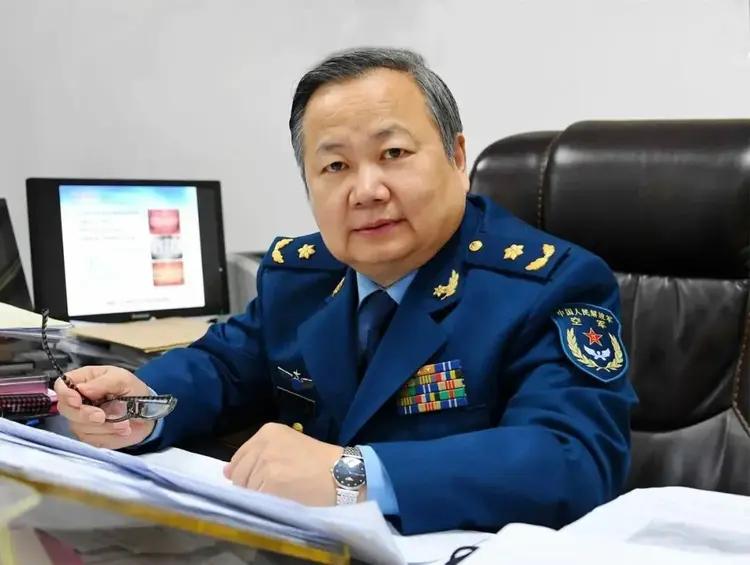 颌面修复巨匠赵铱民：用匠心为生命补颜，以军魂护官兵健康
 
赵铱民，1956年1