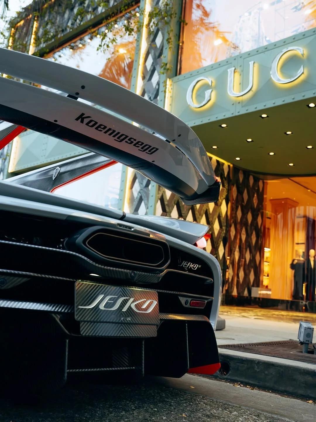 Koenigsegg Jesko Attack和GUCCI的适配度如何？车东车西