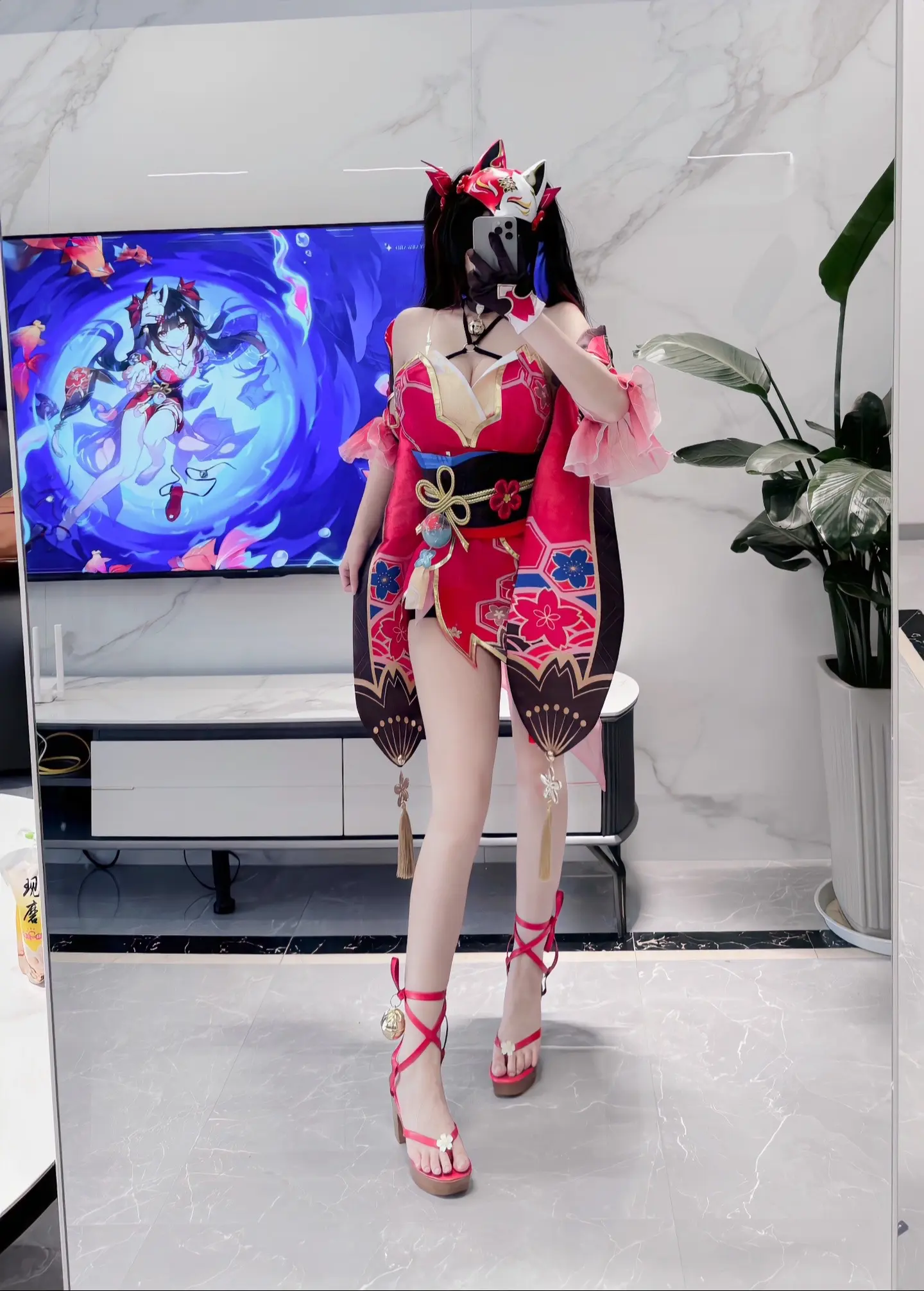 怎么样 一拳打在棉花上.....很......很暖和吧！