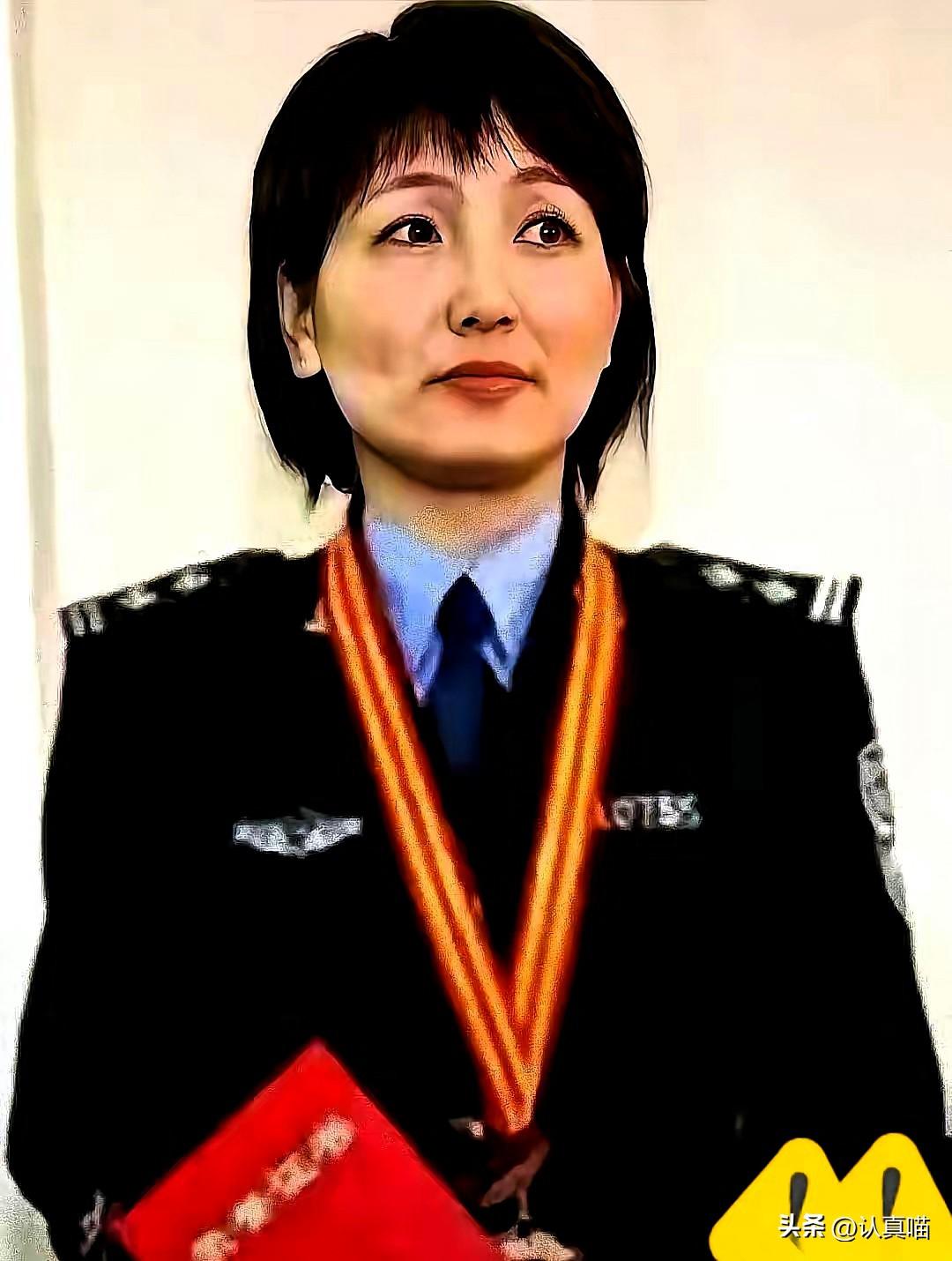 刷到张氏叔侄案的后续，我真是气得手都在抖。十年啊，朋友们，整整十年。老张错过了母