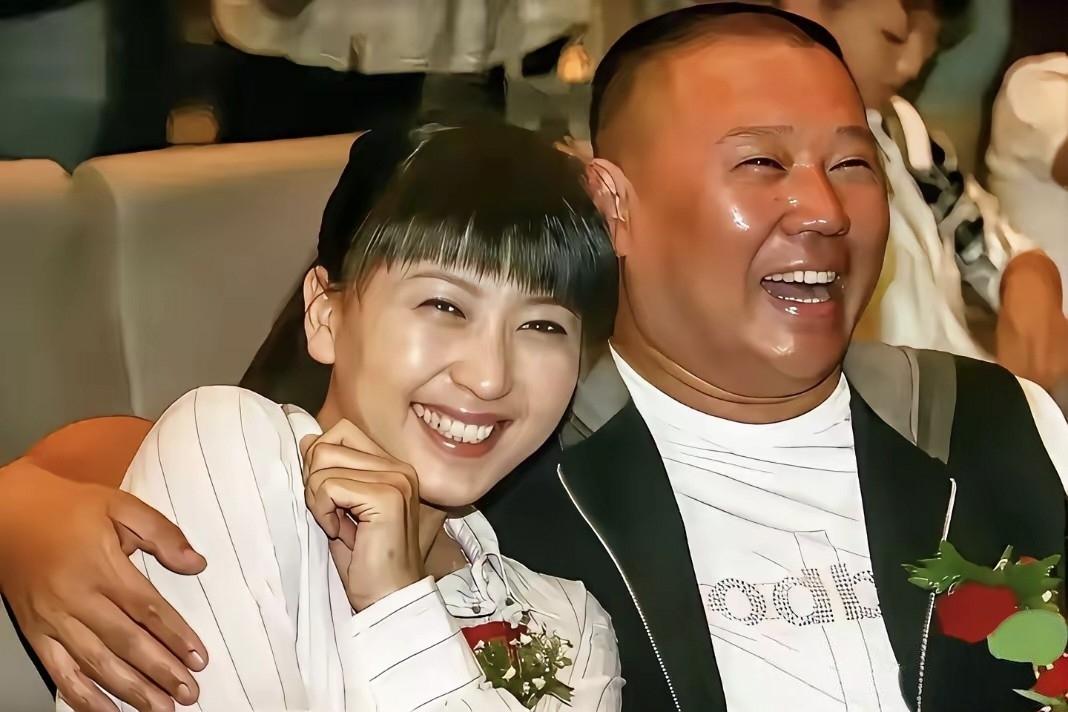 闫学晶的人脉网比小品还精彩🤡
 
从山到江，从巩到纲，闫学晶的社交圈堪称一部“