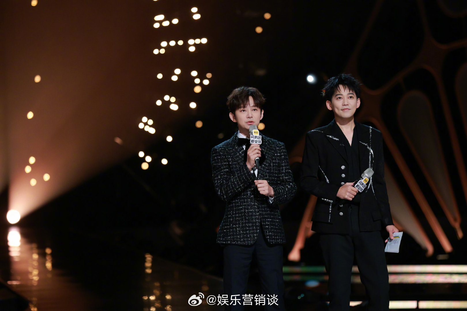 苏醒喊话歌手节目组歌手2026 竞演赛场难免心生忐忑，还好苏醒趣味喊话，轻松化解