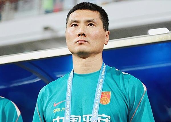 邵佳一带国足首次在国内主场亮相
6月9日星期二（今晚）19:35，中国国家男子足