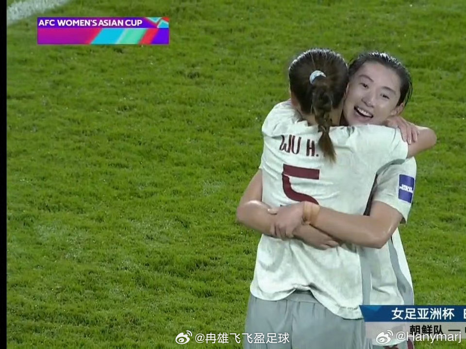 中国女足2：1击败朝鲜，很爽很爽很爽！首先是赢一回朝鲜真不容易，特别是在一场关系