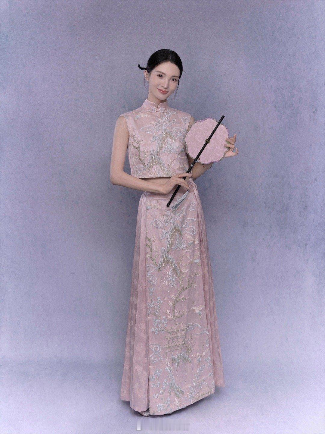 金晨[舔屏][爱慕][锦鲤附体][锦鲤附体][锦鲤附体][锦鲤附体][锦鲤附体]