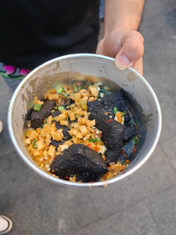 #五一你准备好被硬控了吗#是不是所有下饭的美食都在长沙了？怎么好吃的美食都藏在巷
