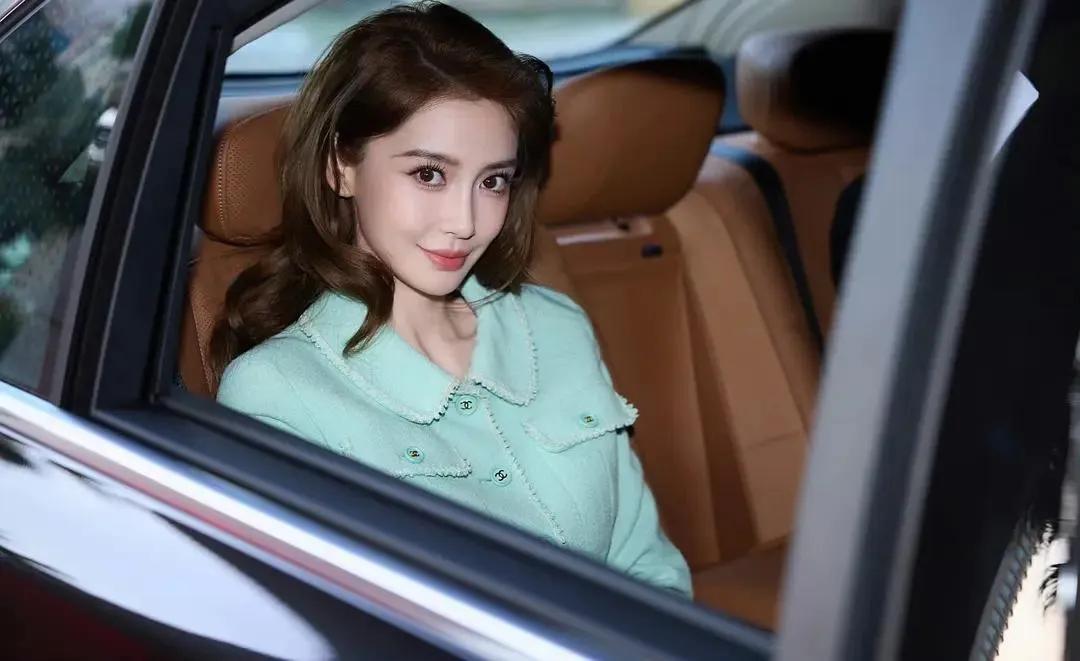 angelababy内娱是回不来了，但是颜值回来了。