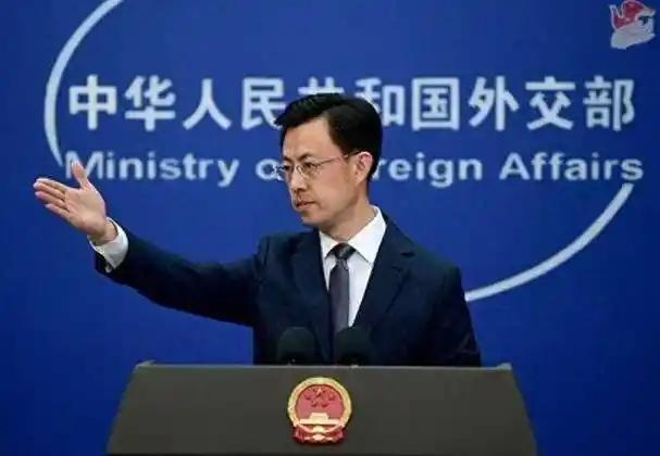 王毅外长见美国大使，说了一句很有深意的话：为高层交往排除干扰。什么叫干扰？就是美