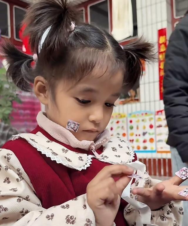 “跨国婚姻烂尾”听多了？
这对中巴夫妻把剧情彻底反着写。
皮衣哥回伊斯兰堡，