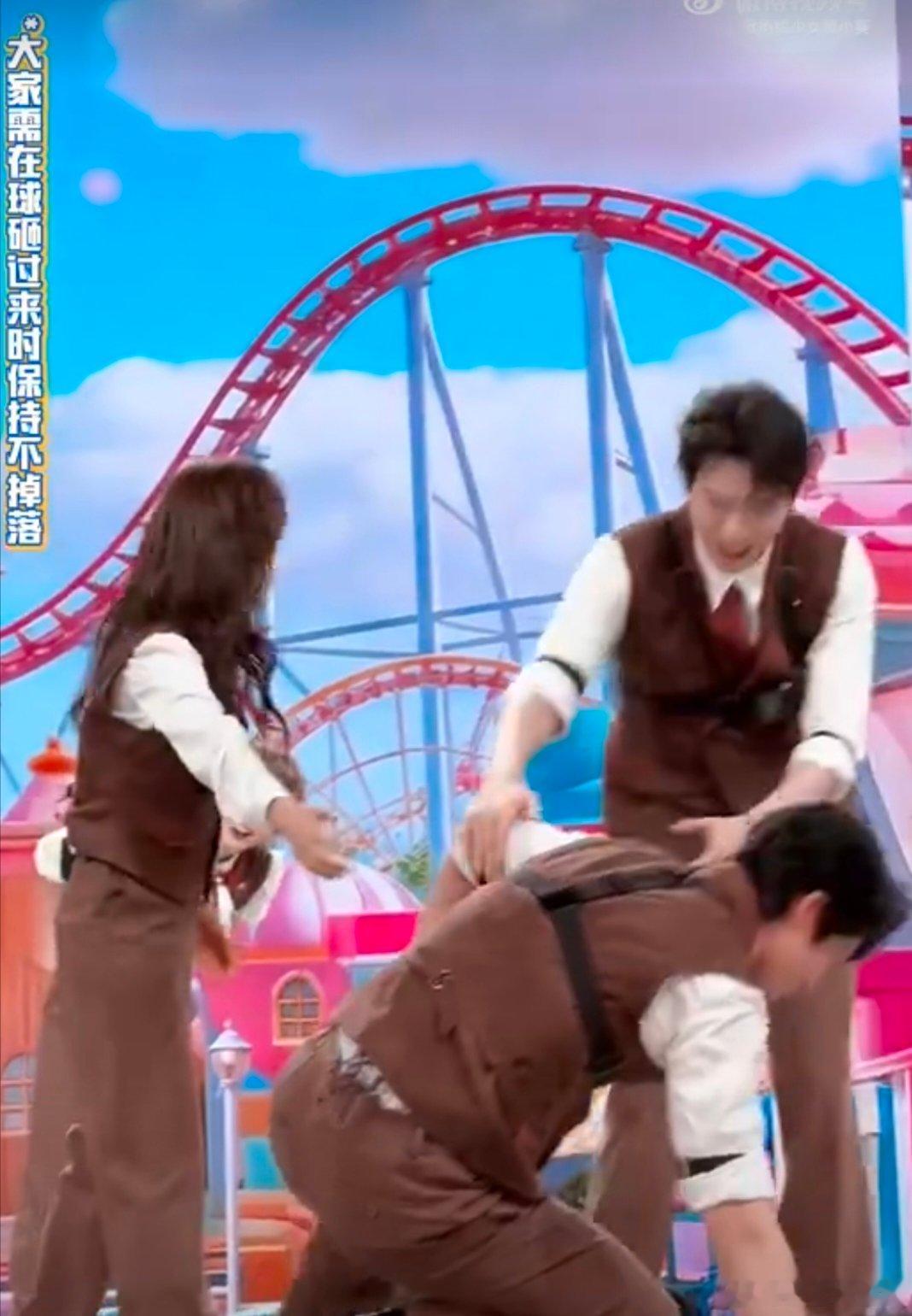 大侦探的团魂这一刻具象化了你好星期六 熟悉的面孔，熟悉的默契，大侦探家族合体好六