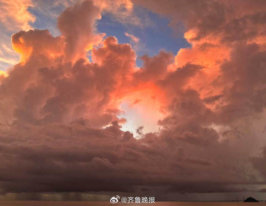 珍惜时光，大步向前，用勇敢的姿态面对未来。#早安# ​​​