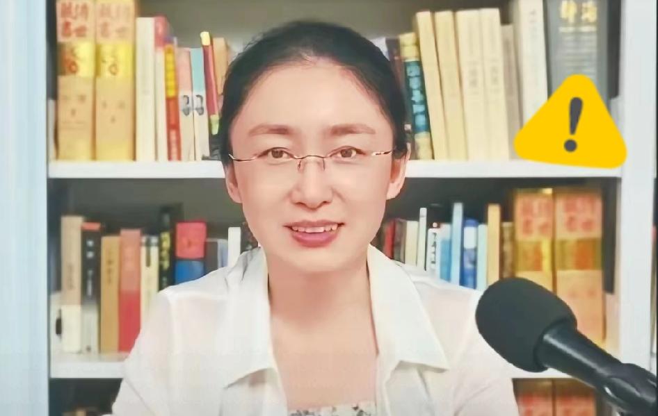 为猫狗、罪犯、劣迹艺人发声的大有人在，可谁真正为守规矩的老实人说过话？
 
以前