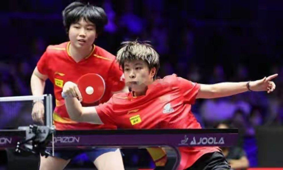 亚锦赛双打4强出炉！国乒四组全胜，林诗栋3:1淘汰张本，25日决战国乒双打在塔什