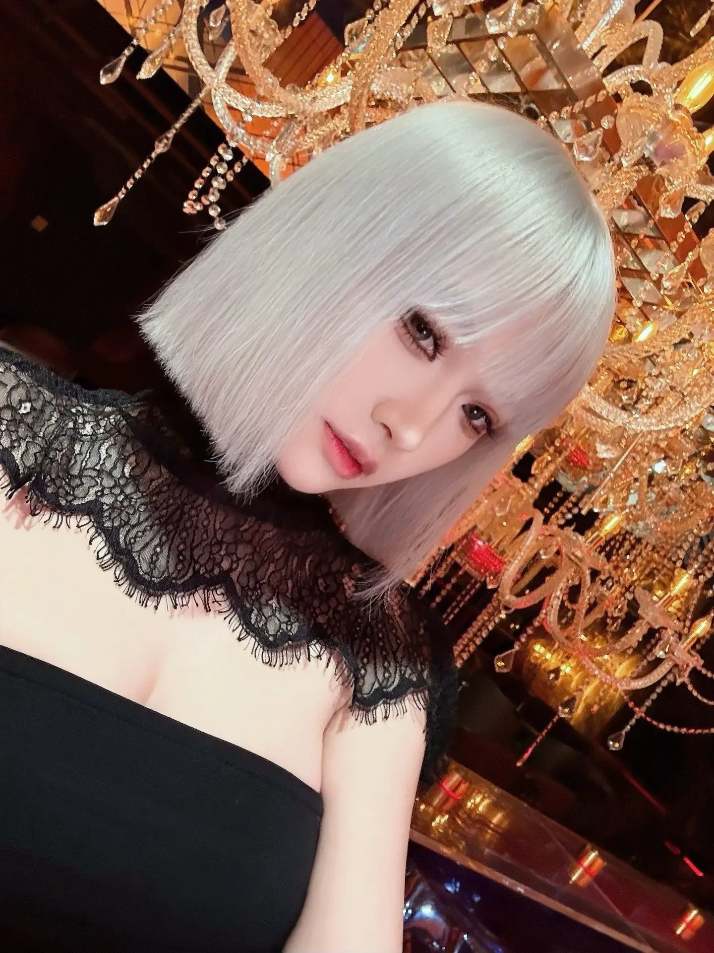 如果全世界都指责你 那姐姐就蹲下来抱抱你