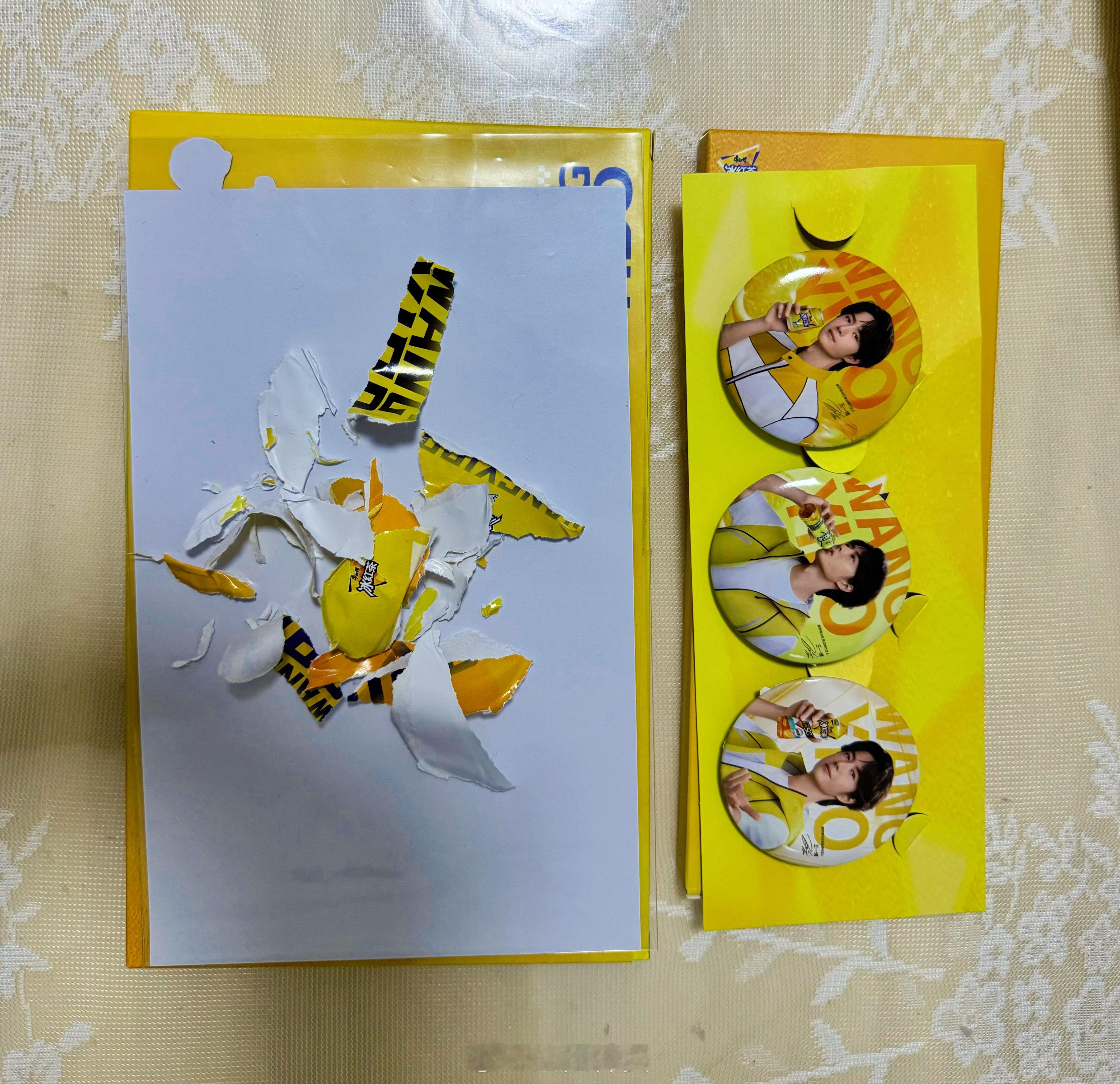 原来撕拉吧唧是这个意思啊！（还说怎么这个吧唧咋没有王一博的） 