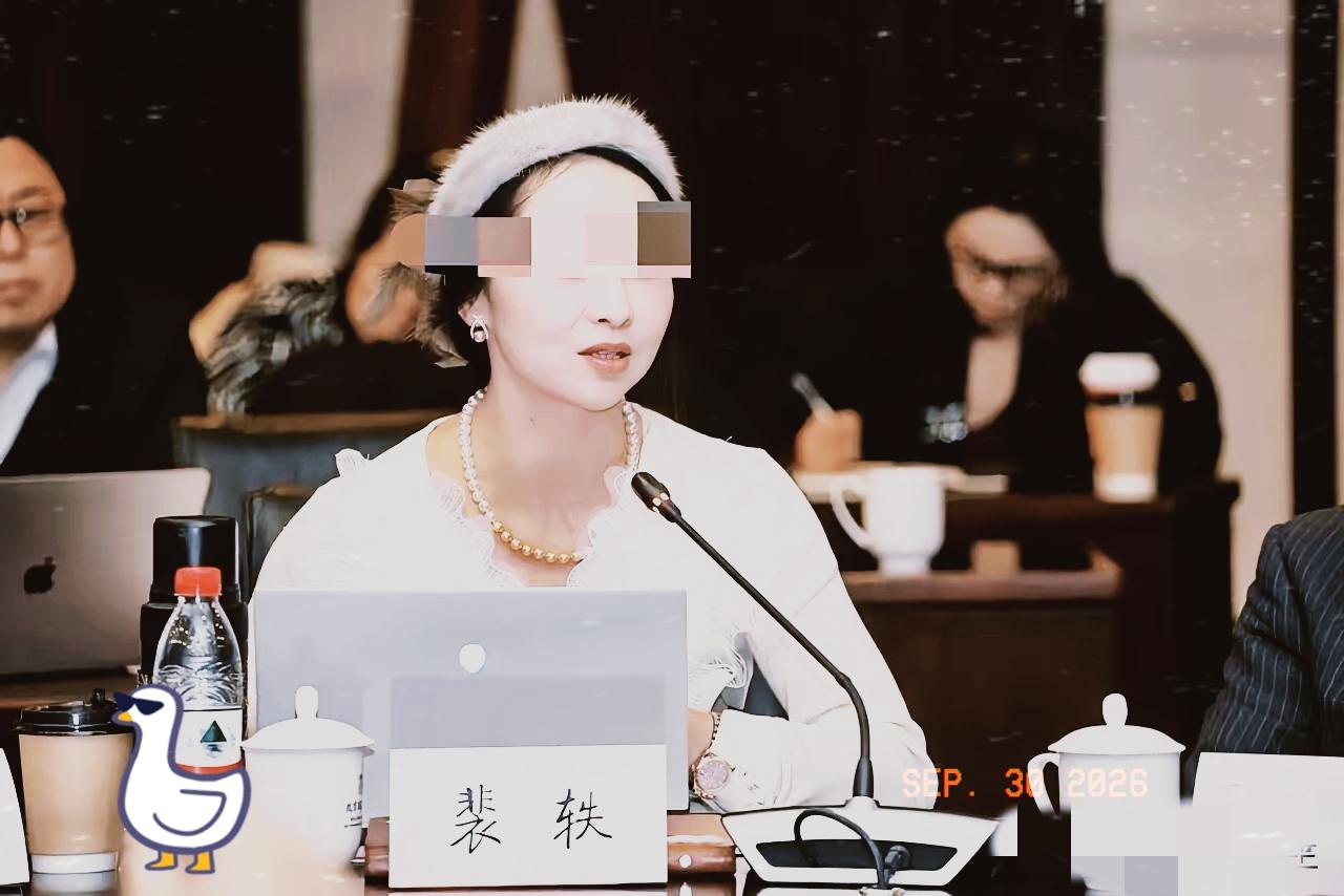 一句话就能毁掉多年积累，北理工裴某被解聘这件事，真的给所有高校从业者敲响警钟。随