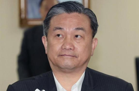 [浮云]“台独”顽固分子、“绿委”王定宇4月19日大放厥词，妄称“近几年来因为‘