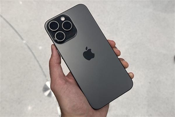 iPhone 15 Pro的Action Button按钮一开始觉得是鸡肋，现在
