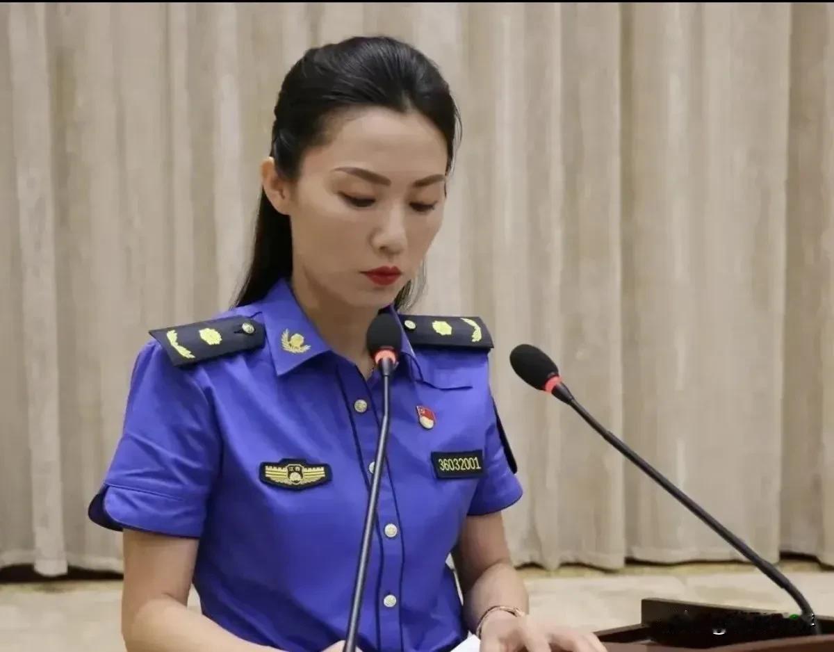 浮梁县市场监督管理局局长李彬涉嫌严重违纪违法，主动投案，接受浮梁县纪委县监委纪律