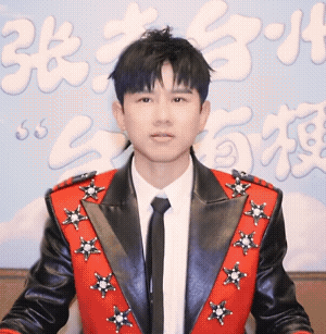 张杰 张杰 杰的可爱总是会让我萌生出一种想当妈又想当女儿的感觉油然而生的可爱没有