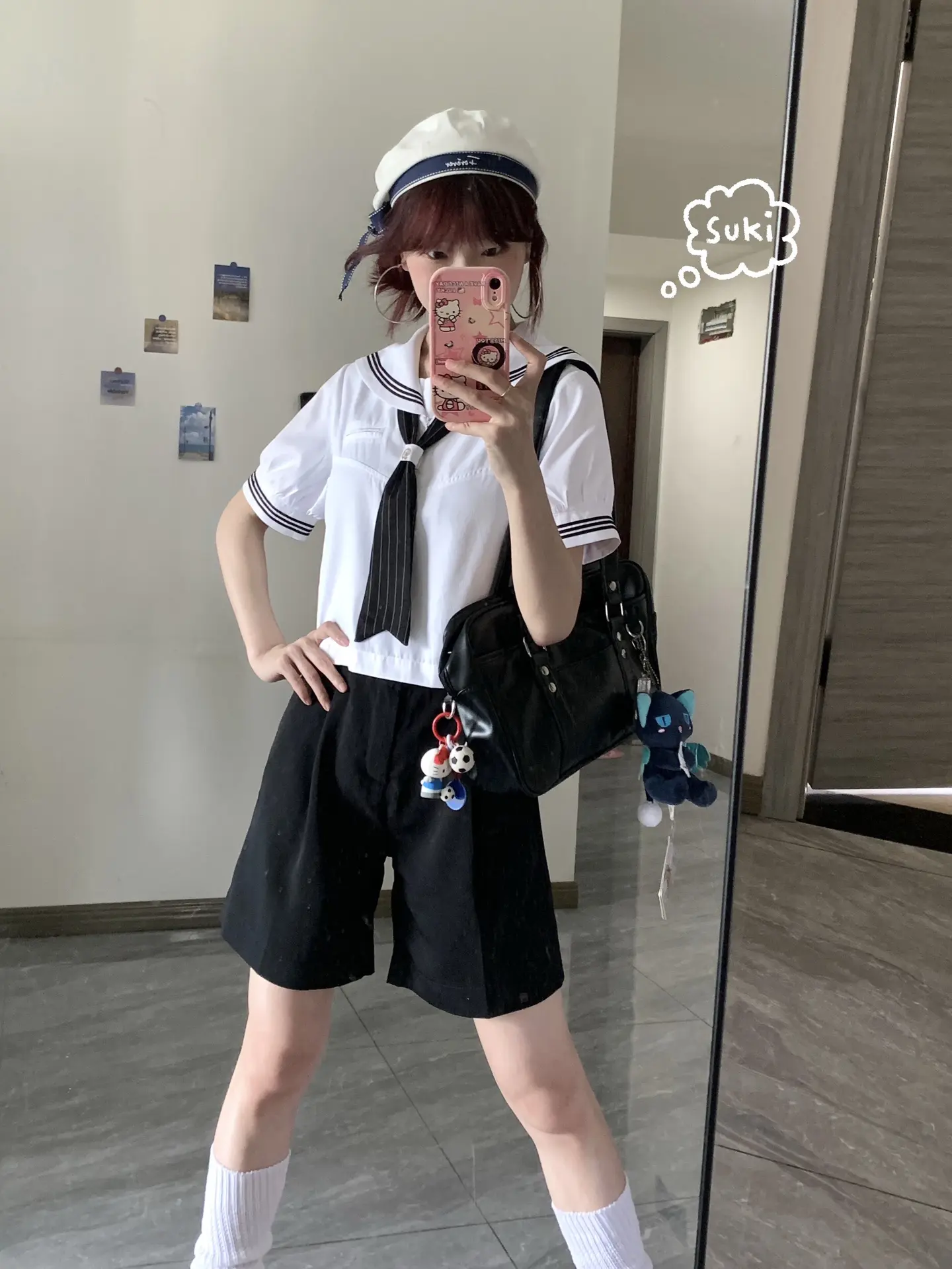女孩们快去试试水手服搭西裤。特别少年感哇！(๑ᵔ⤙ᵔ๑)