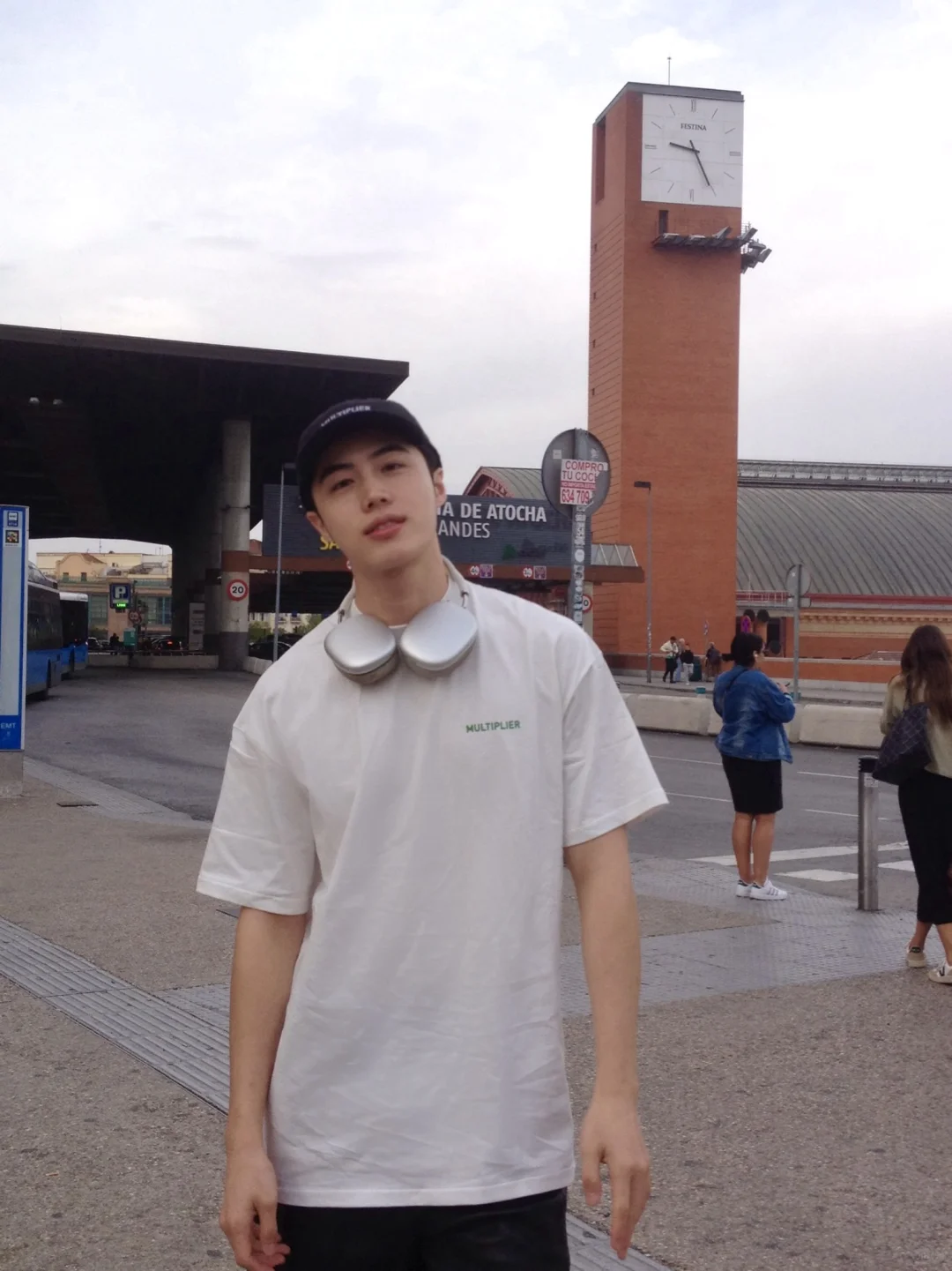 2011年的高糊照片