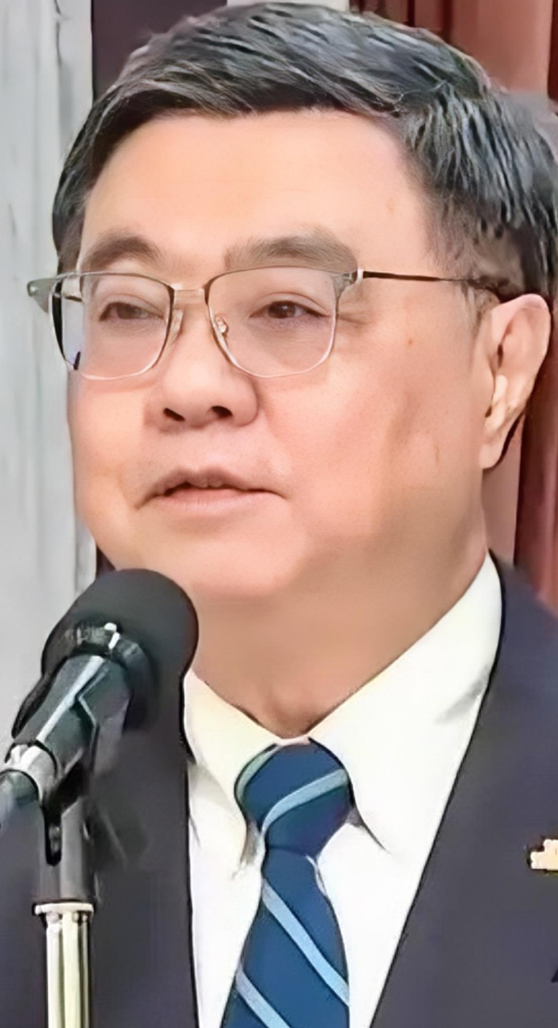 台湾地区行政管理机构负责人卓荣泰今天上午对国民党主席郑丽文访问大陆一事发表强硬言