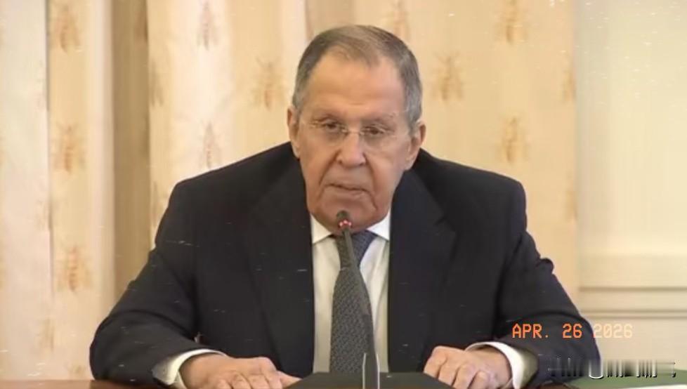 当地时间4月24日，莫斯科突然甩出一记震碎全球政坛的重磅炸弹。干了快20年外长的