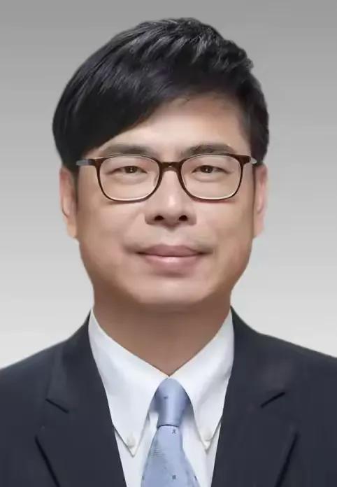 高雄市长陈其迈发表声明，

7月21号，蒋万安亲自打电话邀陈其迈，去参加25号的