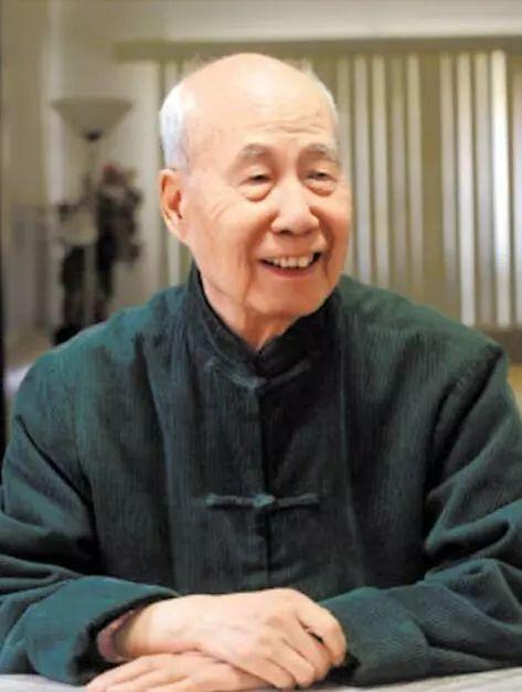 就算是临沂人，也很少有人知道王鼎钧的。
兰陵有个王鼎钧文学陈列馆，不知兰陵人是否