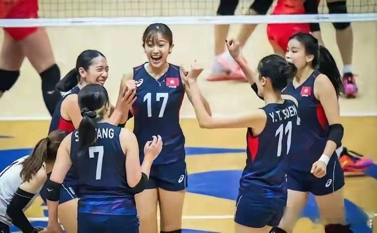 香港女排拒唱国歌这事估计会有三个结果第一：所有的港圈运动员估计要集体学习国歌，熟