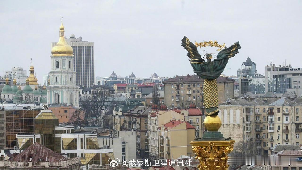 俄通社报道，《国家防务》杂志主编、世界武器贸易分析中心主任伊戈尔·科罗琴科对俄罗