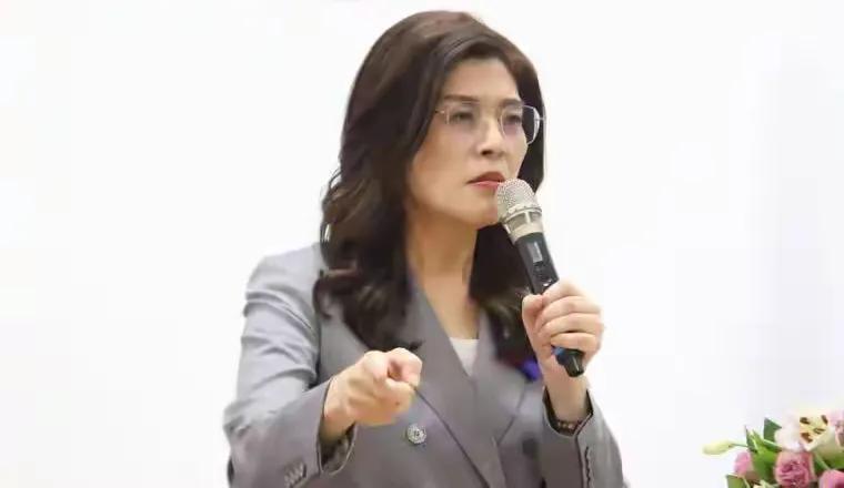竹北僵局难解，留给整合的时间只剩最后4天！郑丽文、黄国昌都没错，且双方都有意整合