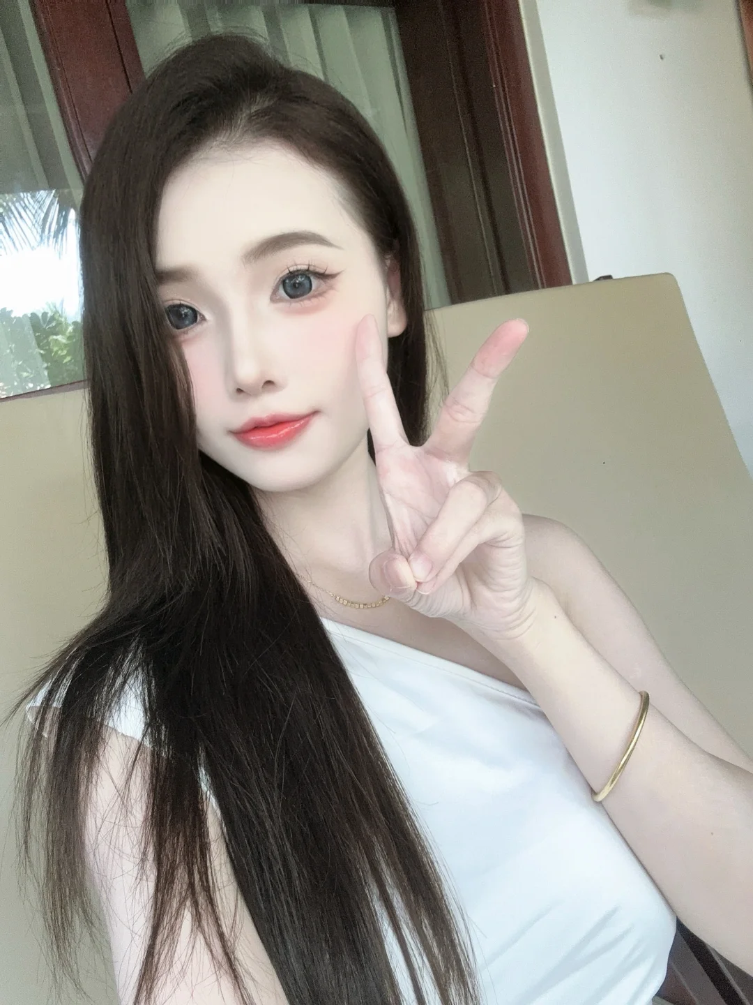 终究还是没有逃过卧蚕的诱惑