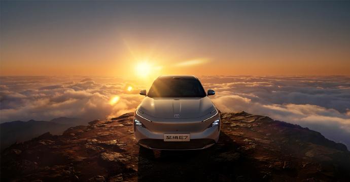 目前各大主流合资品牌都已经在转型的路上，但是大家的路子并不相同。
比如已经有点起