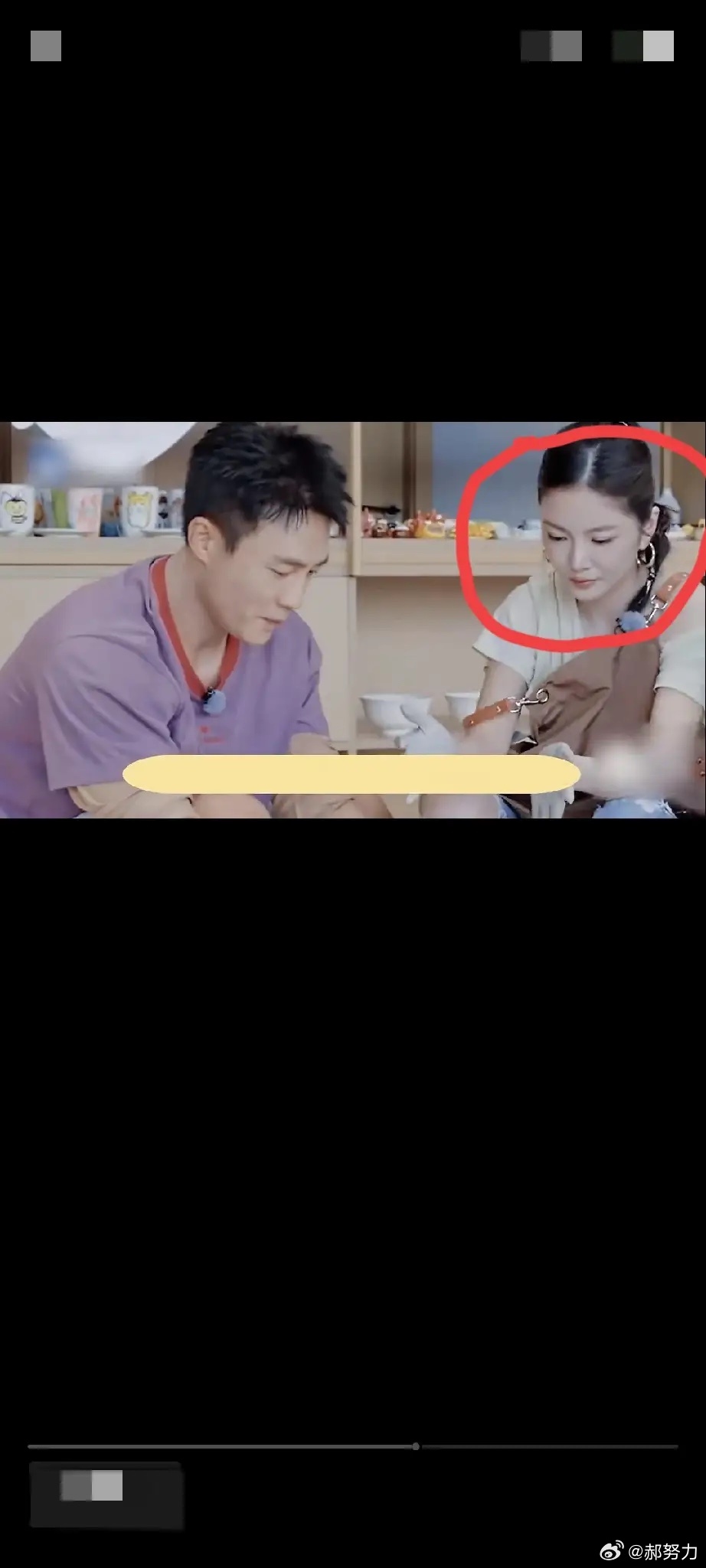 本来我还好奇，为什么大明星杜淳会忍受王灿的冷暴力？直到看到这个画面时，突然明白，