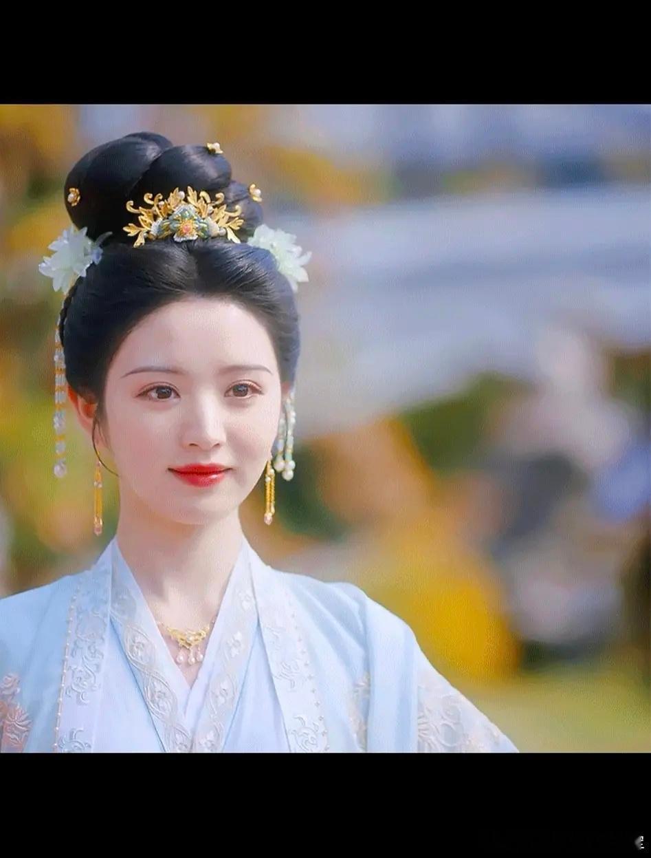 你们觉得田曦薇有刘海好看，还是没有刘海好看呀？ 